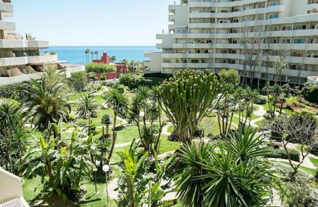 Stefys Beach Apartment Benalmádena Buitenkant foto
